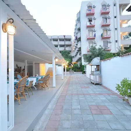 Amos 2* Marmaris