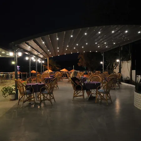 Hotel Amos